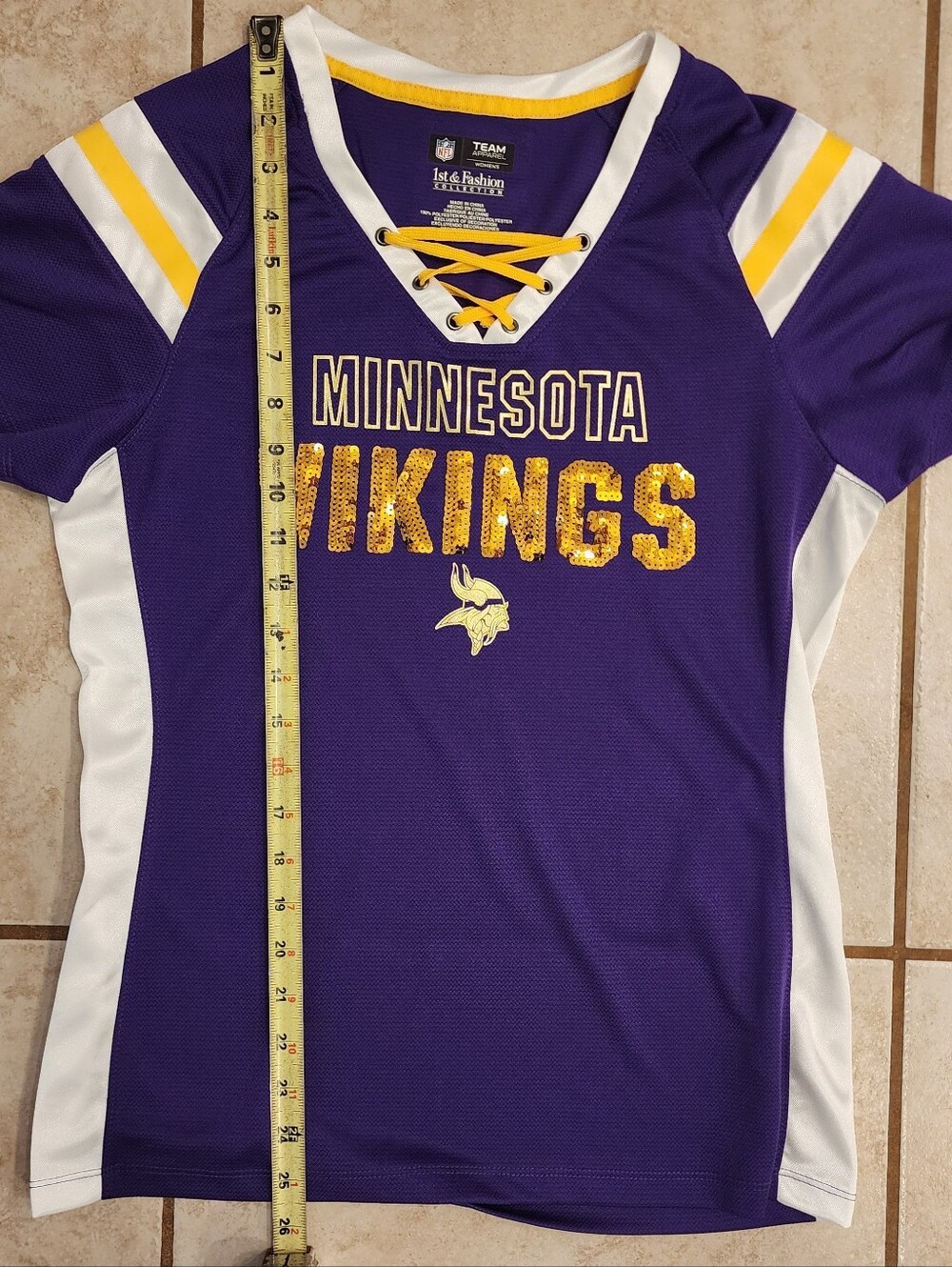 Womens Minnesota Vikings Lace-Up Sequin Jersey Shirt Purple Gold Medium NFL Team - Picture 4 of 6